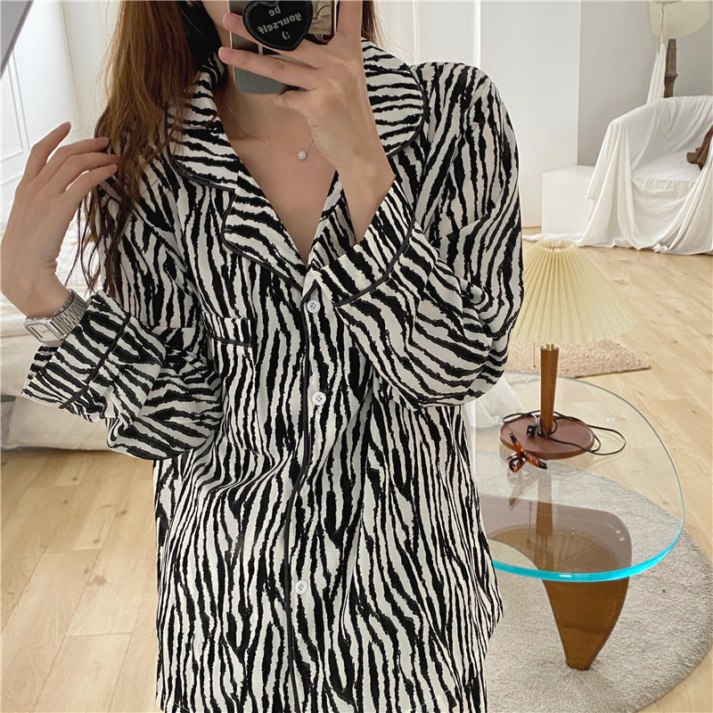 Korea Korean version of ins plaid spring and autumn pajamas women's long-sleeved trousers cardigan cute cartoon suit home service
